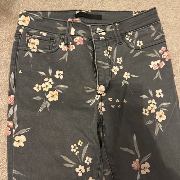 Joes floral print skinny jean never worn - Picture 2 of 4